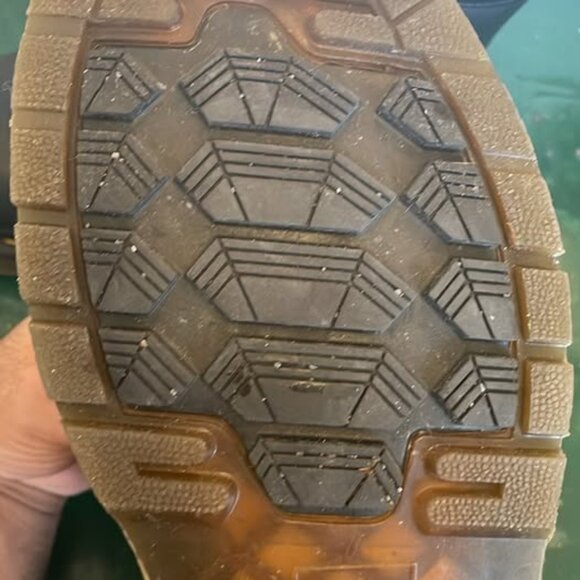 Dr Martens boots - Like NEW (Unisex) - Picture 5 of 6